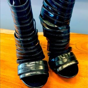 Open toes stilettos. 5” heels size 7.5 used but barely worn